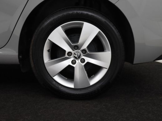 Skoda Scala 1.0 TSI Sport | Carplay | Sportstoelen | Climate control | Parkeerhulp | Cruise control | Full LE... ActivLease financial lease