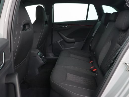 Skoda Scala 1.0 TSI Sport | Carplay | Sportstoelen | Climate control | Parkeerhulp | Cruise control | Full LE... ActivLease financial lease