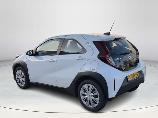 Toyota Aygo 1.0 VVT-i MT Play ActivLease financial lease