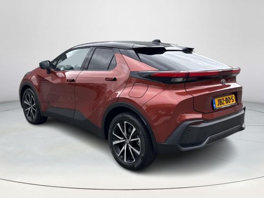 Toyota C-HR 2.0 Plug-in Hybrid 220 Dynamic **STOEL EN STUURWIELVERWARMING/ DODEHOEK DETECTIE/ PARKEERSENSOREN... ActivLease financial lease