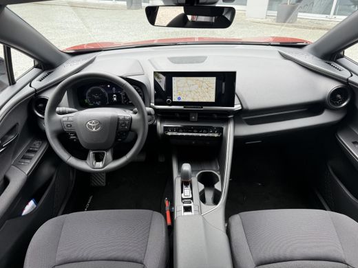 Toyota C-HR 2.0 Plug-in Hybrid 220 Dynamic **STOEL EN STUURWIELVERWARMING/ DODEHOEK DETECTIE/ PARKEERSENSOREN... ActivLease financial lease