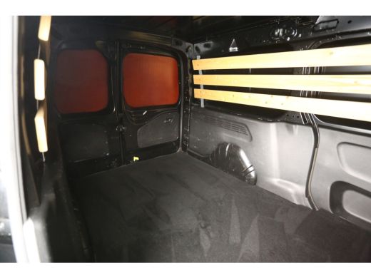 Toyota ProAce 1.5 D-4D 102PK L2 | Airco | Cruise | Navigatie | Trekh. | Parkeersens. ActivLease financial lease