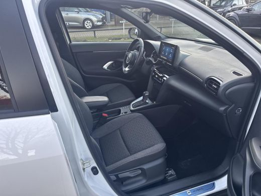 Toyota Yaris Cross 1.5 Hybrid Dynamic Comfort Pack | 06-10141018 Voor meer informatie ActivLease financial lease