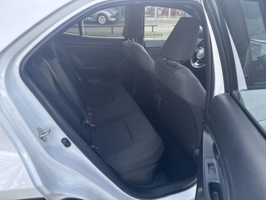 Toyota Yaris Cross 1.5 Hybrid Dynamic Comfort Pack | 06-10141018 Voor meer informatie ActivLease financial lease