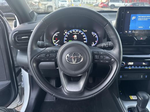 Toyota Yaris Cross 1.5 Hybrid Dynamic Comfort Pack | 06-10141018 Voor meer informatie ActivLease financial lease