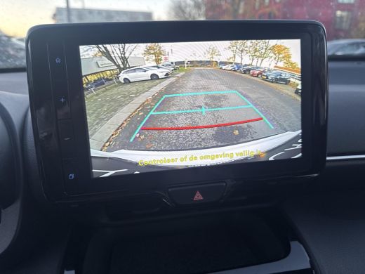 Toyota Yaris Cross 1.5 Hybrid Dynamic Comfort Pack | 06-10141018 Voor meer informatie ActivLease financial lease