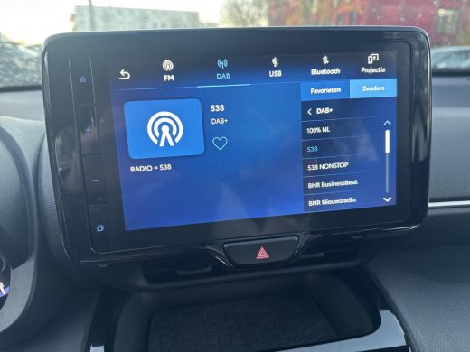 Toyota Yaris Cross 1.5 Hybrid Dynamic Comfort Pack | 06-10141018 Voor meer informatie ActivLease financial lease