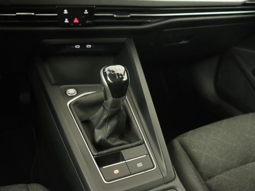 Volkswagen Golf 1.5 TSI Life Bns | Panoramadak | Adaptive Cruise | Stoelverwarming | Camera | Navigatie | Carplay... ActivLease financial lease