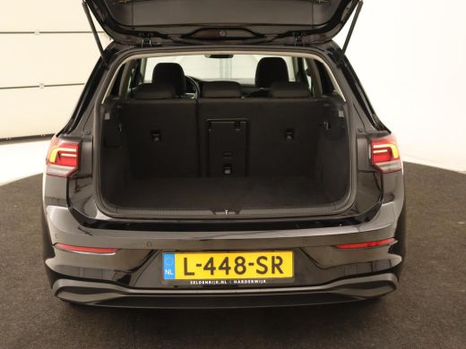 Volkswagen Golf 1.5 TSI Life Bns | Panoramadak | Adaptive Cruise | Stoelverwarming | Camera | Navigatie | Carplay... ActivLease financial lease