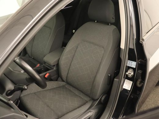 Volkswagen Golf 1.5 TSI Life Bns | Panoramadak | Adaptive Cruise | Stoelverwarming | Camera | Navigatie | Carplay... ActivLease financial lease