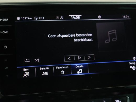 Volkswagen Passat 1.5 TSI Elegance Business R | Leder/Alcantara | Stoelverwarming | Trekhaak | Adaptive cruise | Ma... ActivLease financial lease