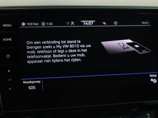 Volkswagen Passat 1.5 TSI Elegance Business R | Leder/Alcantara | Stoelverwarming | Trekhaak | Adaptive cruise | Ma... ActivLease financial lease