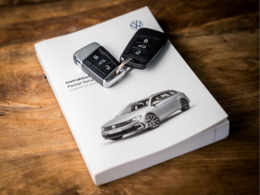 Volkswagen Passat Variant 1.4 TSI PHEV GTE 218Pk Automaat (VIRTUAL COCKPIT, GROOT NAVI, TREKHAAK, STOELVERWARMING, ... ActivLease financial lease