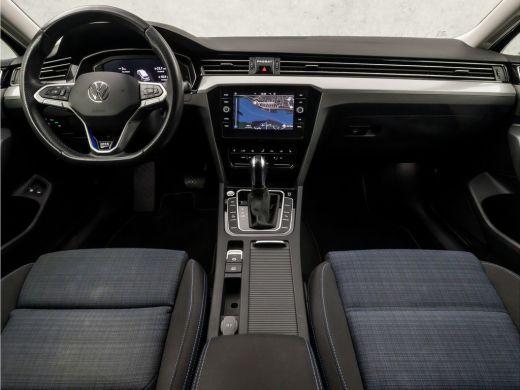 Volkswagen Passat Variant 1.4 TSI PHEV GTE 218Pk Automaat (VIRTUAL COCKPIT, GROOT NAVI, TREKHAAK, STOELVERWARMING, ... ActivLease financial lease