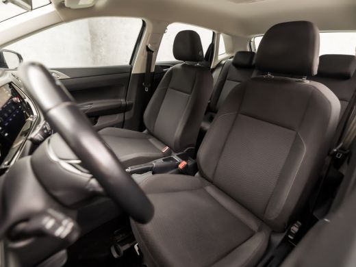 Volkswagen Polo 1.0 TSI Sportline (APPLE CARPLAY, CRUISE, LM VELGEN, SPORTSTOELEN, START/STOP, BLUETOOTH, NIEUWST... ActivLease financial lease