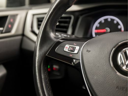 Volkswagen Polo 1.0 TSI Sportline (APPLE CARPLAY, CRUISE, LM VELGEN, SPORTSTOELEN, START/STOP, BLUETOOTH, NIEUWST... ActivLease financial lease