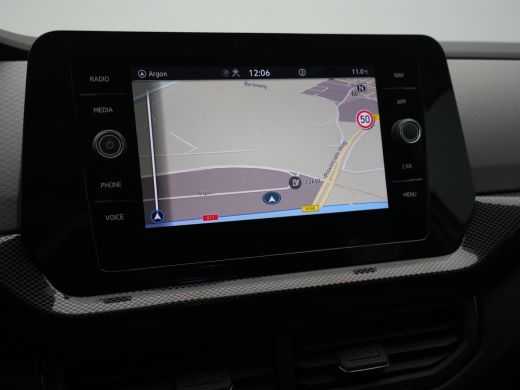 Volkswagen T-Cross 1.0 TSI 115pk DSG Life Edition Navi via App Camera Keyless Stoelverwarming Acc 267 ActivLease financial lease