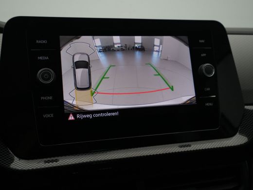 Volkswagen T-Cross 1.0 TSI 115pk DSG Life Edition Navi via App Camera Keyless Stoelverwarming Acc 267 ActivLease financial lease