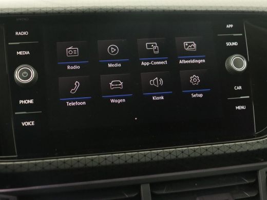 Volkswagen T-Cross 1.0 TSI Style | Camera | Keyless | Virtual Cockpit | Sportstoelen | Carplay | Adaptive cruise | H... ActivLease financial lease