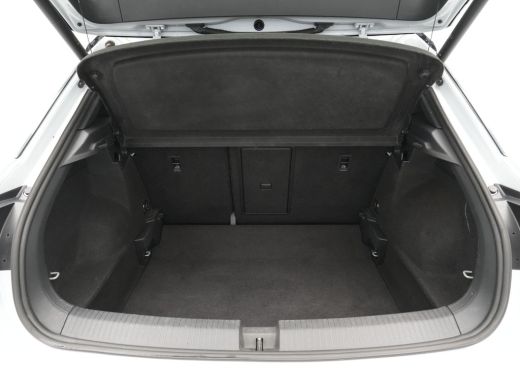 Volkswagen T-Roc 1.5 TSI 150pk DSG Sport Business R Panorama Camera Acc Side/Laneassist Carplay Beats 270 ActivLease financial lease