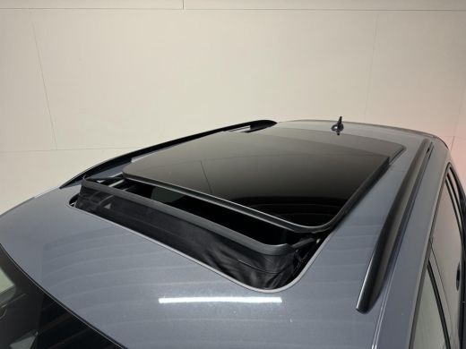 Volkswagen Tiguan 1.4 TSI eHybrid Black Style R-Line Pano Sfeer Trekh. ActivLease financial lease