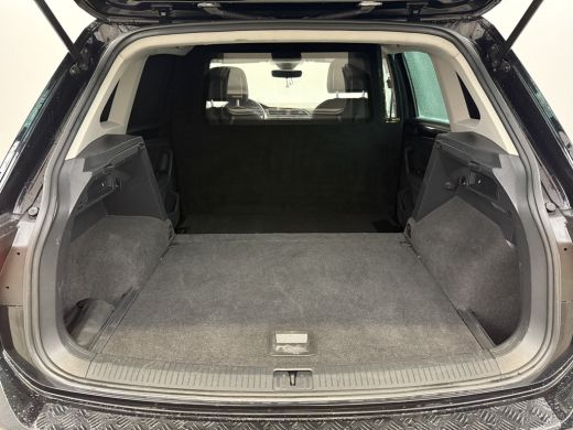 Volkswagen Tiguan 2.0 TDI | Grijs Kenteken | VAN | 2500kg Trekgew. | Trekh. | Camera | Virtual | Adap. Cruise | Car... ActivLease financial lease