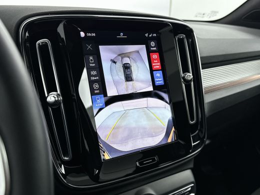 Volvo  EC40 Single Motor Extended Range 82kWh Ultra Black Edition | 20" | Trekhaak | Leder/Nubuck | 360 Camer... ActivLease financial lease