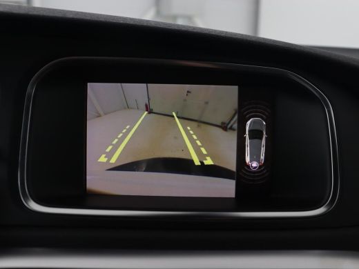 Volvo  V40 1.5 T3 Polar+ Sport | Panoramadak | Stoelverwarming | Camera | Full LED | Navigatie | Park Assist... ActivLease financial lease