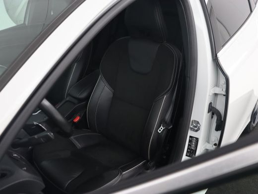 Volvo  V40 1.5 T3 Polar+ Sport | Panoramadak | Stoelverwarming | Camera | Full LED | Navigatie | Park Assist... ActivLease financial lease