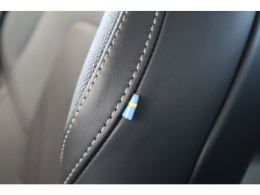 Volvo  V60 T6 350PK AWD Plus Dark Panoramadak | Trekhaak | 360&deg; | Contourstoelen ActivLease financial lease