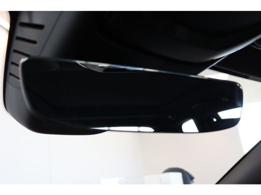 Volvo  V60 T6 350PK AWD Plus Dark Panoramadak | Trekhaak | 360&deg; | Contourstoelen ActivLease financial lease