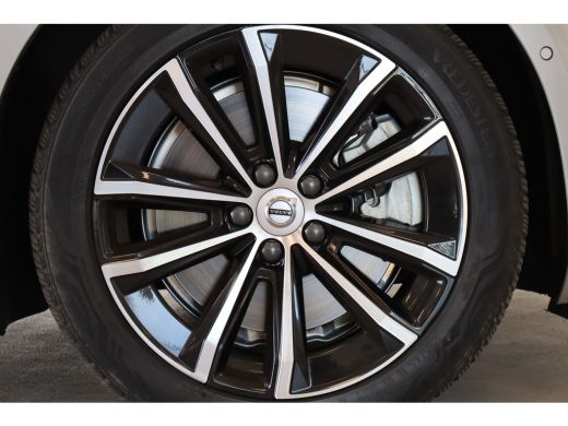 Volvo  V60 T6 350PK AWD Plus Dark Panoramadak | Trekhaak | 360&deg; | Contourstoelen ActivLease financial lease