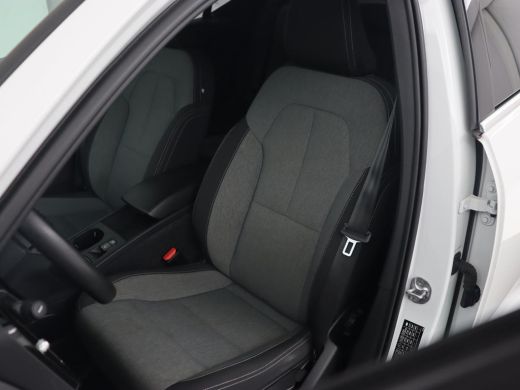 Volvo  XC40 1.5 T4 Recharge Inscription | Stoel & stuurverwarming | Full LED | Carplay | Navigatie | DAB | Cr... ActivLease financial lease