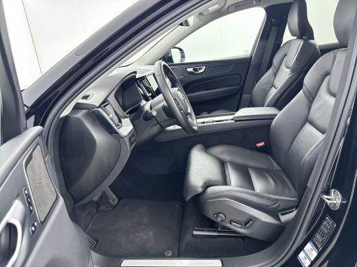 Volvo  XC60 T8 Recharge Plus | 19" Allseason | 360 Camera | Harman Kardon | Trekhaak | Full LED | Getint glas... ActivLease financial lease
