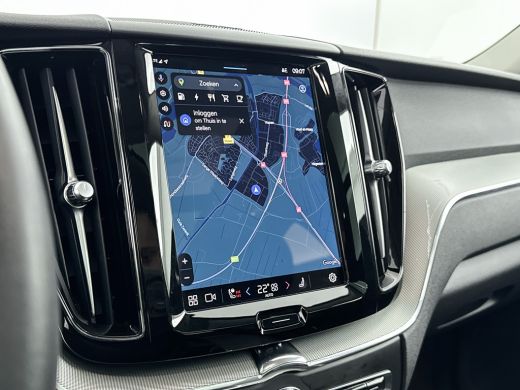Volvo  XC60 T8 Recharge Plus | 19" Allseason | 360 Camera | Harman Kardon | Trekhaak | Full LED | Getint glas... ActivLease financial lease