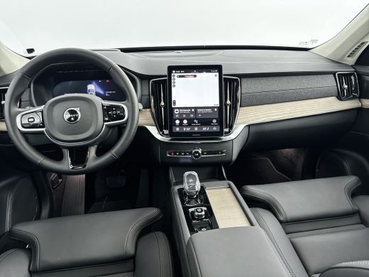 Volvo  XC90 T8 Recharge Ultra Bright | 21" | Luchtvering | Trekhaak | Getint glas | Head-up | Panoramadak | 3... ActivLease financial lease