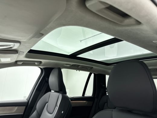 Volvo  XC90 T8 Recharge Ultra Bright | 21" | Luchtvering | Trekhaak | Getint glas | Head-up | Panoramadak | 3... ActivLease financial lease