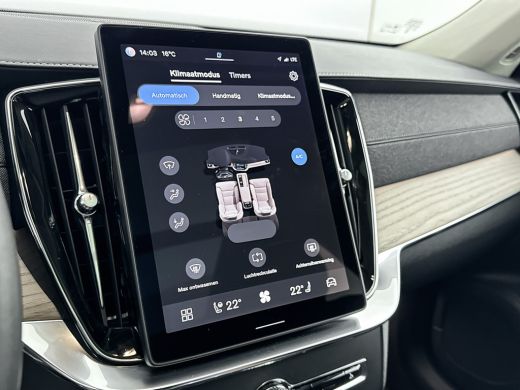 Volvo  XC90 T8 Recharge Ultra Bright | 21" | Luchtvering | Trekhaak | Getint glas | Head-up | Panoramadak | 3... ActivLease financial lease