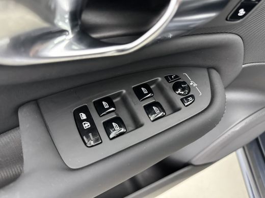 Volvo  XC90 T8 Recharge Ultra Bright | 21" | Luchtvering | Trekhaak | Getint glas | Head-up | Panoramadak | 3... ActivLease financial lease