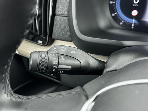 Volvo  XC90 T8 Recharge Ultra Bright | 21" | Luchtvering | Trekhaak | Getint glas | Head-up | Panoramadak | 3... ActivLease financial lease