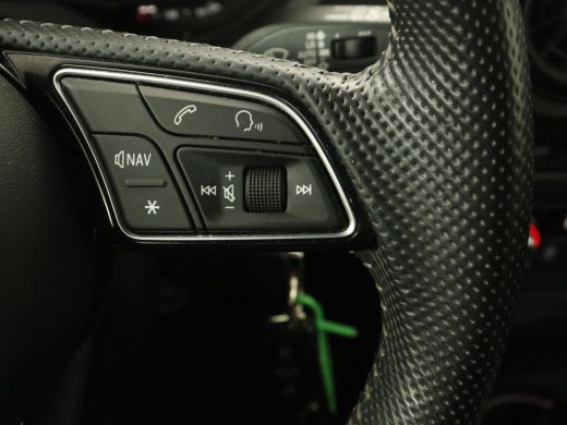 Audi A3 30 TFSI Advance Sport | Stoelverwarming | Virtual Cockpit | Carplay | Half leder | Navigatie | Fu... ActivLease financial lease