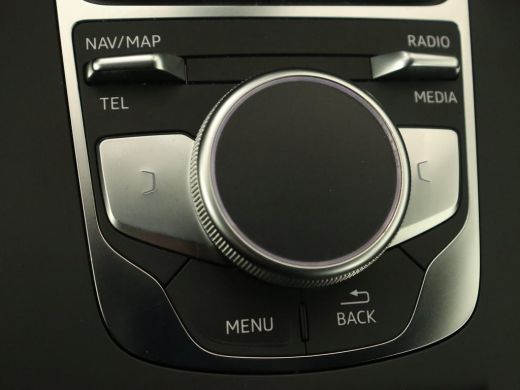 Audi A3 30 TFSI Advance Sport | Stoelverwarming | Virtual Cockpit | Carplay | Half leder | Navigatie | Fu... ActivLease financial lease