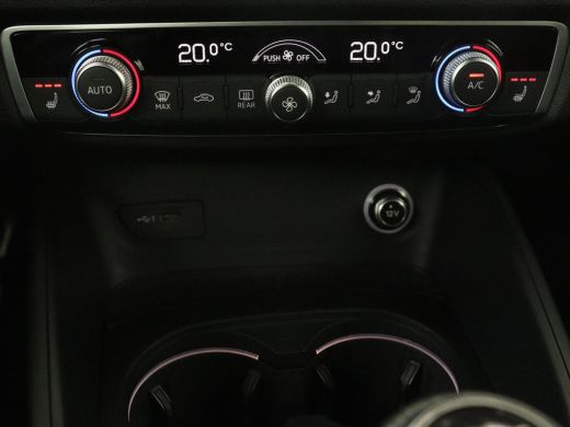 Audi A3 30 TFSI Advance Sport | Stoelverwarming | Virtual Cockpit | Carplay | Half leder | Navigatie | Fu... ActivLease financial lease
