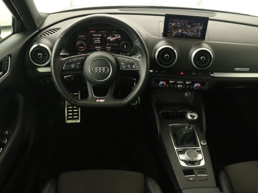 Audi A3 30 TFSI Advance Sport | Stoelverwarming | Virtual Cockpit | Carplay | Half leder | Navigatie | Fu... ActivLease financial lease