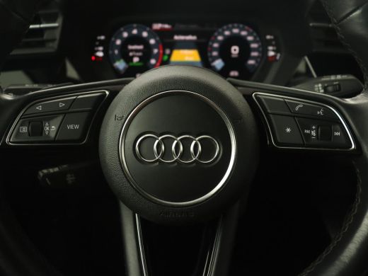 Audi A3 40 TFSI e Edition | Navigatie | Virtual Cockpit | Carplay | Climate control | Getint glas | Cruis... ActivLease financial lease