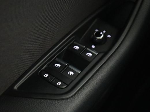 Audi A4 35 TFSI Business Edition | Stoelverwarming | Virtual Cockpit | Carplay | Full LED | DAB | Climate... ActivLease financial lease