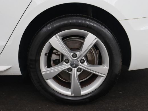 Audi A4 35 TDI Launch Edition Business | Leder | Carplay | Virtual Cockpit | Navigatie | Full LED | Parke... ActivLease financial lease