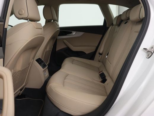 Audi A4 35 TDI Launch Edition Business | Leder | Carplay | Virtual Cockpit | Navigatie | Full LED | Parke... ActivLease financial lease