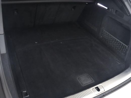 Audi A4 35 TFSI Launch edition Sport | Carplay | Sportstoelen | Full LED | Half leder | Virtual Cockpit |... ActivLease financial lease