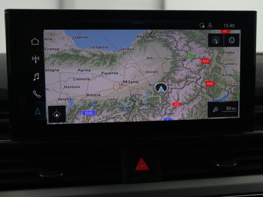 Audi A4 35 TFSI Launch edition Sport | Carplay | Sportstoelen | Full LED | Half leder | Virtual Cockpit |... ActivLease financial lease